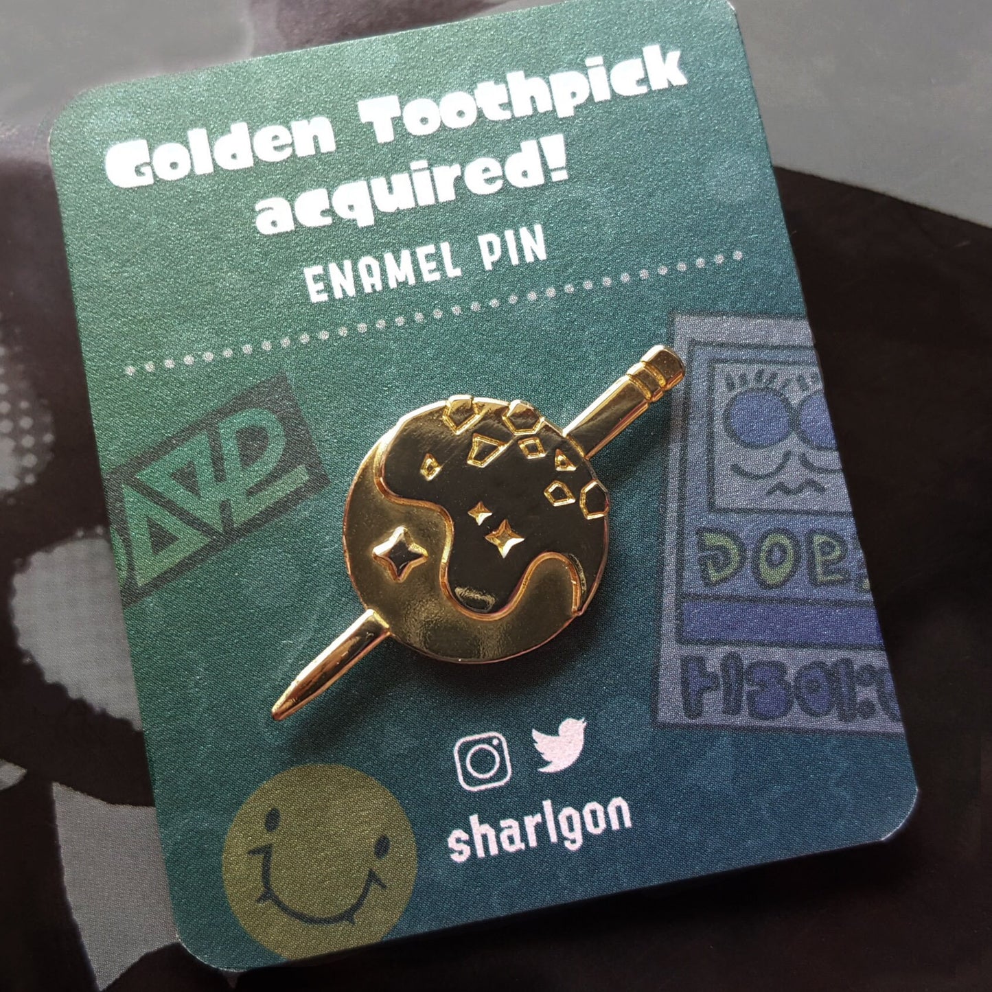 Splatoon 2 Golden Toothpick Enamel Pin