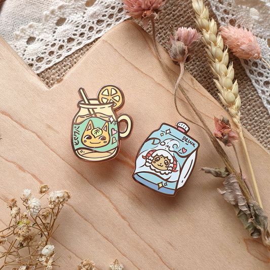 Animal Crossing Tangy Iced Tea Dom Juice Pack Enamel Pin
